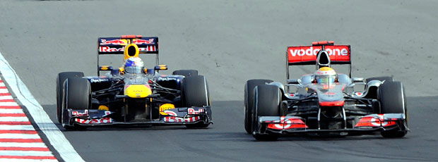 hamilton ultrapassa Vettel na F1 (Foto: Getty Images)