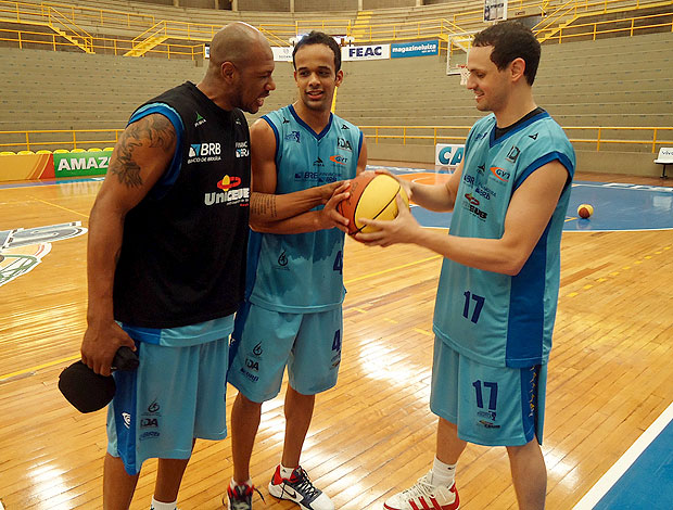NBB - Cipriano, Arthur e Rossi, do Brasília (Foto: Rodrigo Alves / Globoesporte.com)
