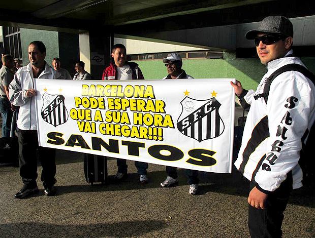 torcida santos embarque (Foto: Leandro Canônico / Globoesporte.com)
