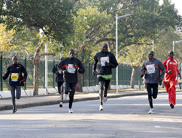 Quenianos treino Maratona São Paulo corrida (Foto: Sérgio Shibuya / ZDL)