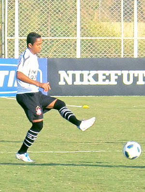Jorge Henrique treino Corinthians (Foto: Carlos Augusto Ferrari / Globoesporte.com)