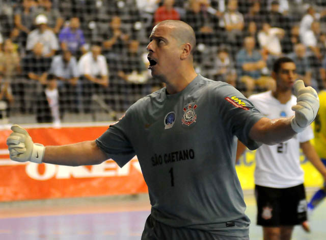 Leandro, goleiro do Corinthians na Liga Futsal (Foto: Luciano Bergamaschi/CBFS-Divulgação)