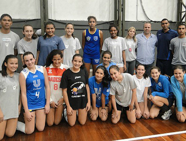 Sasha na seleção carioca de vôlei botafogo (Foto: Divulgação/ Site Oficial Botafogo)