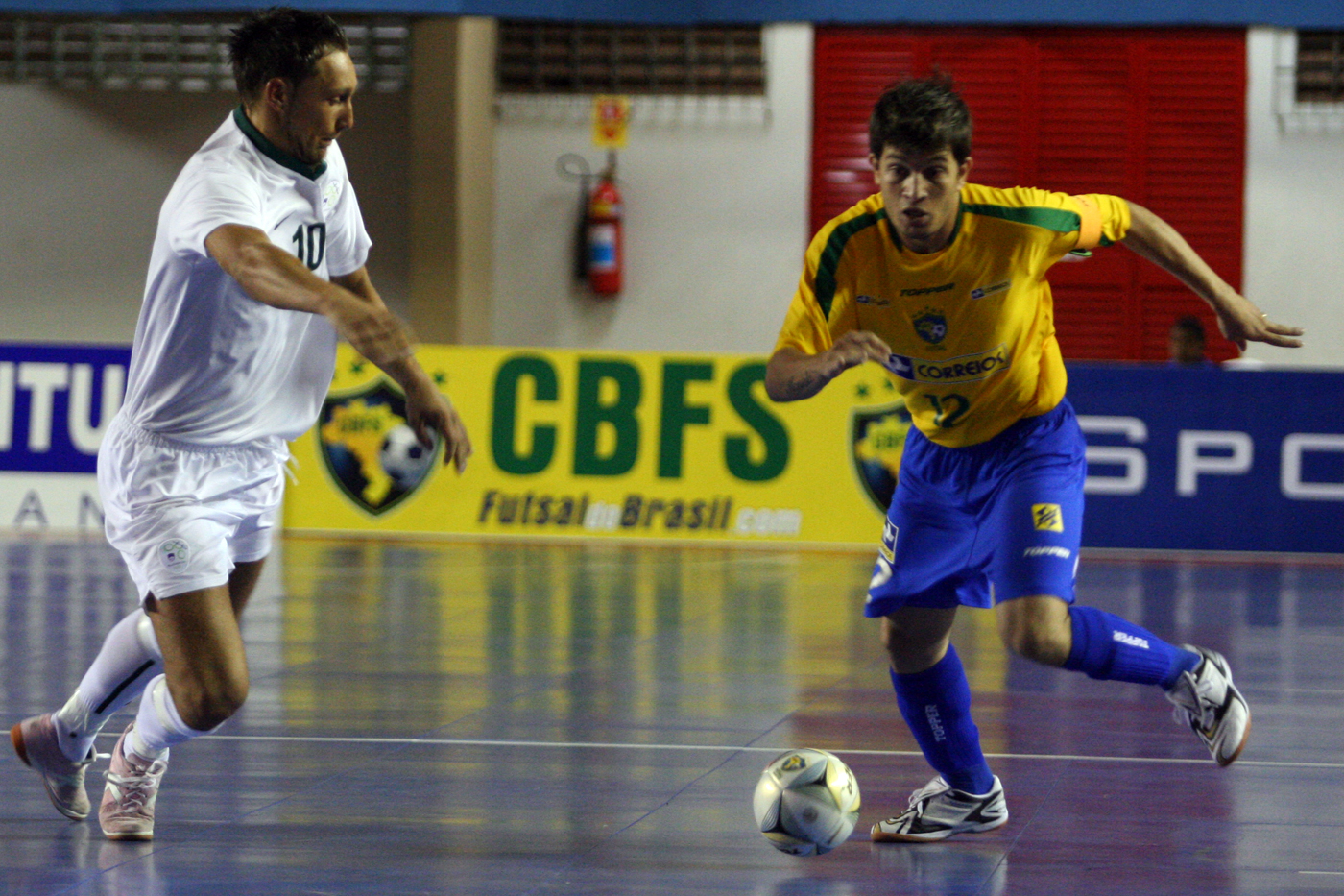 Jogadores da seleção disputam campeonato de futsal em Dracena - Globo.com