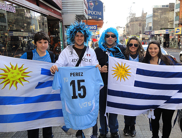 torcida uruguai dia seguinte ao título copa américa (Foto: Alexandre Alliatii / Globoesporte.com)