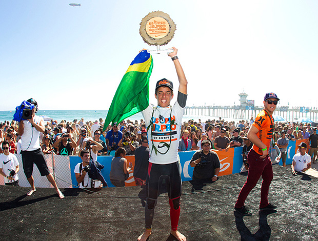 surfe filipe toledo campeão em Huntington Beach, Califórnia (Foto: Divulgação)