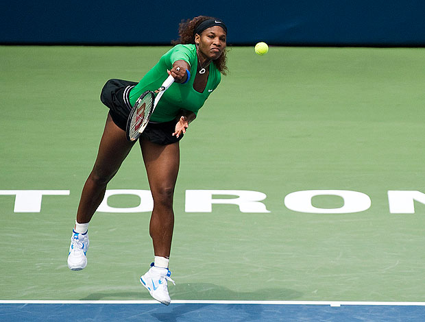 Serena Williams na final de tênis contra Samantha Stosur (Foto: AP)