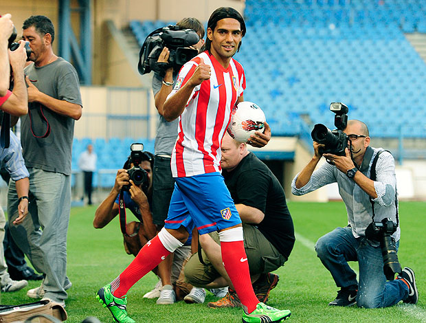 Falcao é apresentado no Atlético de Madrid (Foto: AFP)