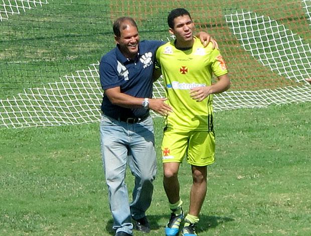 Geovani e Allan no treino do Vasco (Foto: Gustavo Rotstein / GLOBOESPORTE.COM)