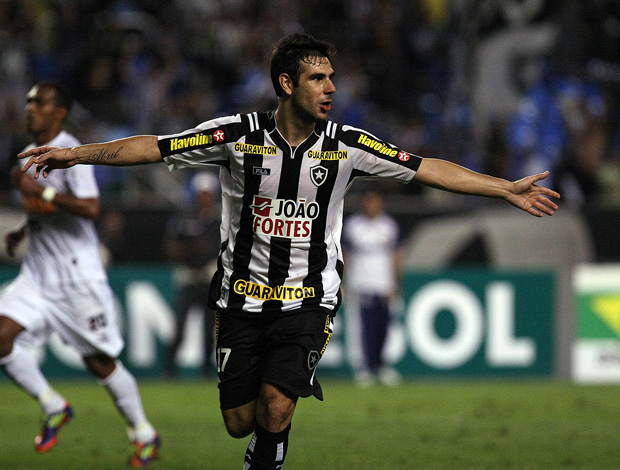 herrera comemora gol do botafogo sobre o atlético-mg (Foto: Fábio Castro/AGIF)