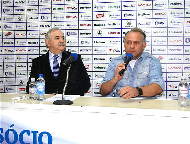 toninho cecílio novo treinador avaí (Foto: Alceu Atherino / Site Oficial do Avaí)