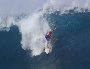 surfe Adrian Buchan Mundial Taiti (Foto: ASP)