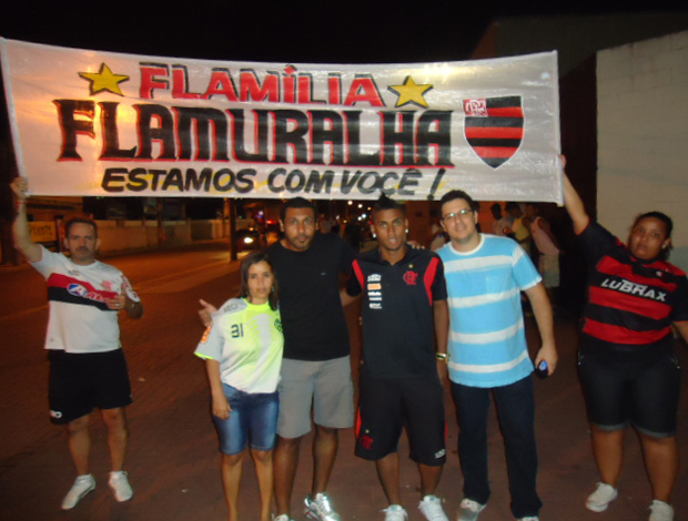 Faixa familia Muralha Flamengo (Foto: Divulgação)