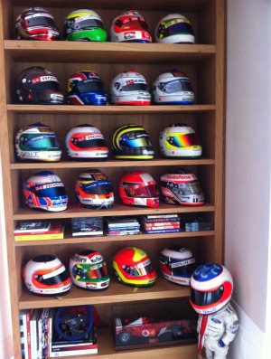 Coleção de capacetes de Barrichello (Foto: Divulgação)