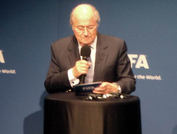 Joseph Blatter no anúncio das sedes Copa das Confederações (Foto: Rafael Maranhão/Globoesporte.com)