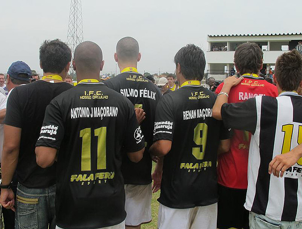 4. Divisão do Paulista camisa apoiadores (Foto: Wagner Eufrosino / Globoesporte.com)