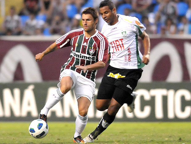 Rafael Sobis na partida do Fluminense contra o América-MG (Foto: Agência Photocâmera)