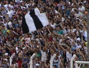 Araxá x Social na final da segunda divisão do Mineiro (Foto: Reprodução/ TV Integração)