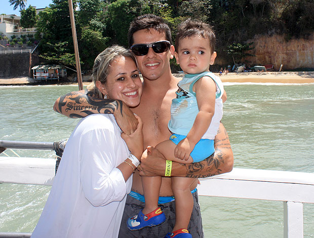 Fágner do Vasco com a família nas férias (Foto: Divulgação / Arquivo Pessoal)