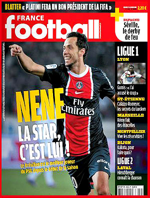 Nenê na capa da revista France Football (Foto: Reprodução)