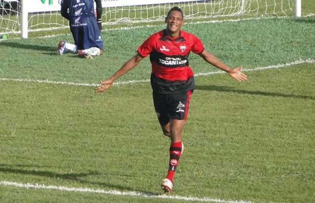 Marcão, atacante do Atlético-GO (Foto: Divulgação/Atlético-GO)