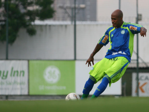 Marcos Assunção em treino do Palmeiras (Foto: Anderson Rodrigues / Globoesporte.com)