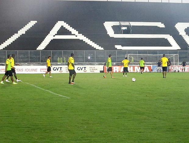 Alianza treino São Januário (Foto: Thiago Fernandes / Globoesporte.com)