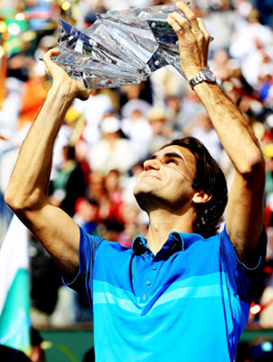 Roger Federer tênis Indian Wells final troféu (Foto: Getty Images)