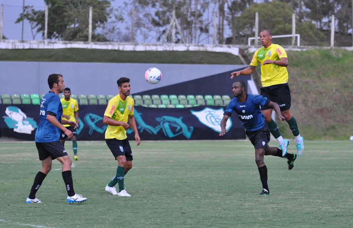 América-MG goleia Araxá Esporte em jogo-treino no CT Lanna ... - Globo.com