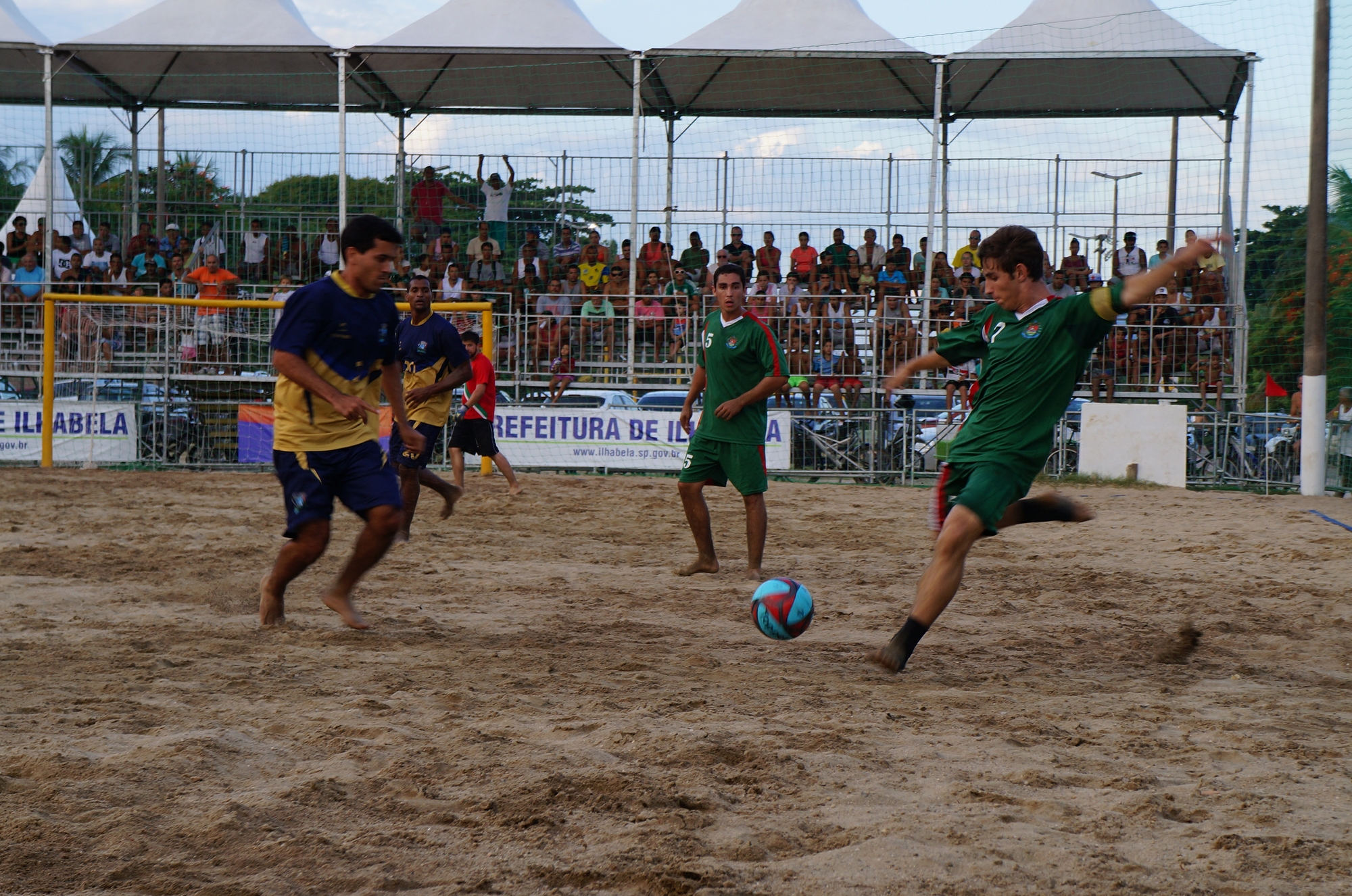 Copa Vanguarda de Beach Soccer terá sete times e começa após o ... - Globo.com