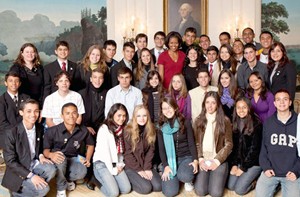 Jovens Embaixadores encontram Michelle Obama nos EUA (Caldeirão do Huck /  TV Globo)