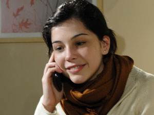 Alexia quer falar com Cristal  (Foto: Malhação/TV Globo)