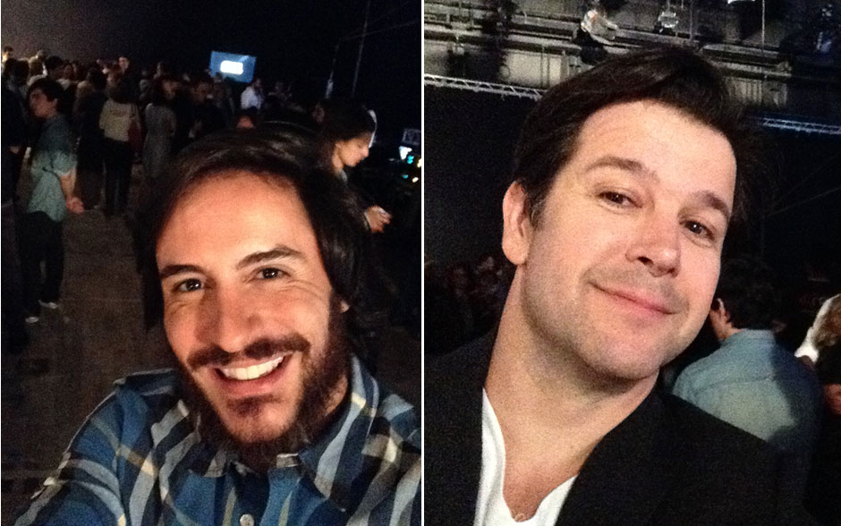 Selfie de galãs: Ricardo Tozzi e Murilo Benício. E as hashtags dos personagens, respectivamente: #pelobrasil e #JonasMarra 
