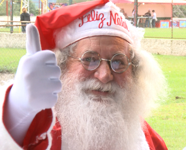 Papai Noel PrudentÃ³polis (Foto: DomingÃ£o do FaustÃ£o/TV Globo)