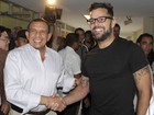 Ricky Martin encontra presidente de Honduras antes de show