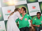 Claudia Leitte, Neymar e Ronaldo participam de evento em São Paulo