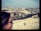 No Twitter, Ticiane Pinheiro posta foto direto de Jerusalém