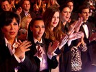 Mulheres da família Kardashian (todas as 6!) ganham linha de esmalte