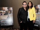 Bono vai à première de filme produzido por Alicia Keys