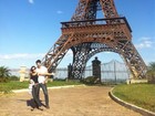Ex-BBB Adriana posta foto com Rodrigão em 'viagem a Paris'
