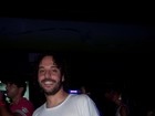 Gabriel O Pensador curte baile funk no Rio na noite de Natal