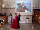 Miguel Falabella dança valsa com filha de sua 'secretária do lar'