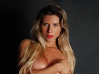 Ana Paula Minerato, musa da Gaviões, posa de topless