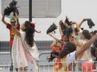 Musas são-paulinas Cacau, Simone Sampaio e Mônica Apor ensaiam pela Dragões da Real