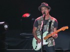 Após shows, Bruno Mars escreve em português que não quer sair do Brasil