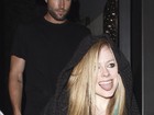 Após término, Avril Lavigne e o ex jantam juntos em Beverly Hills