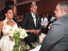 Grávida, Ex-BBB Janaína se casa em cerimônia com tema africano