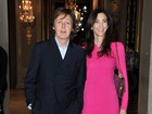 Paul McCartney prestigia a filha em semana de moda de Paris