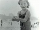 Susana Vieira posta foto de sua infância: 'Cheia de graça na praia'