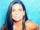 Solange Gomes faz topless para campanha de acessórios